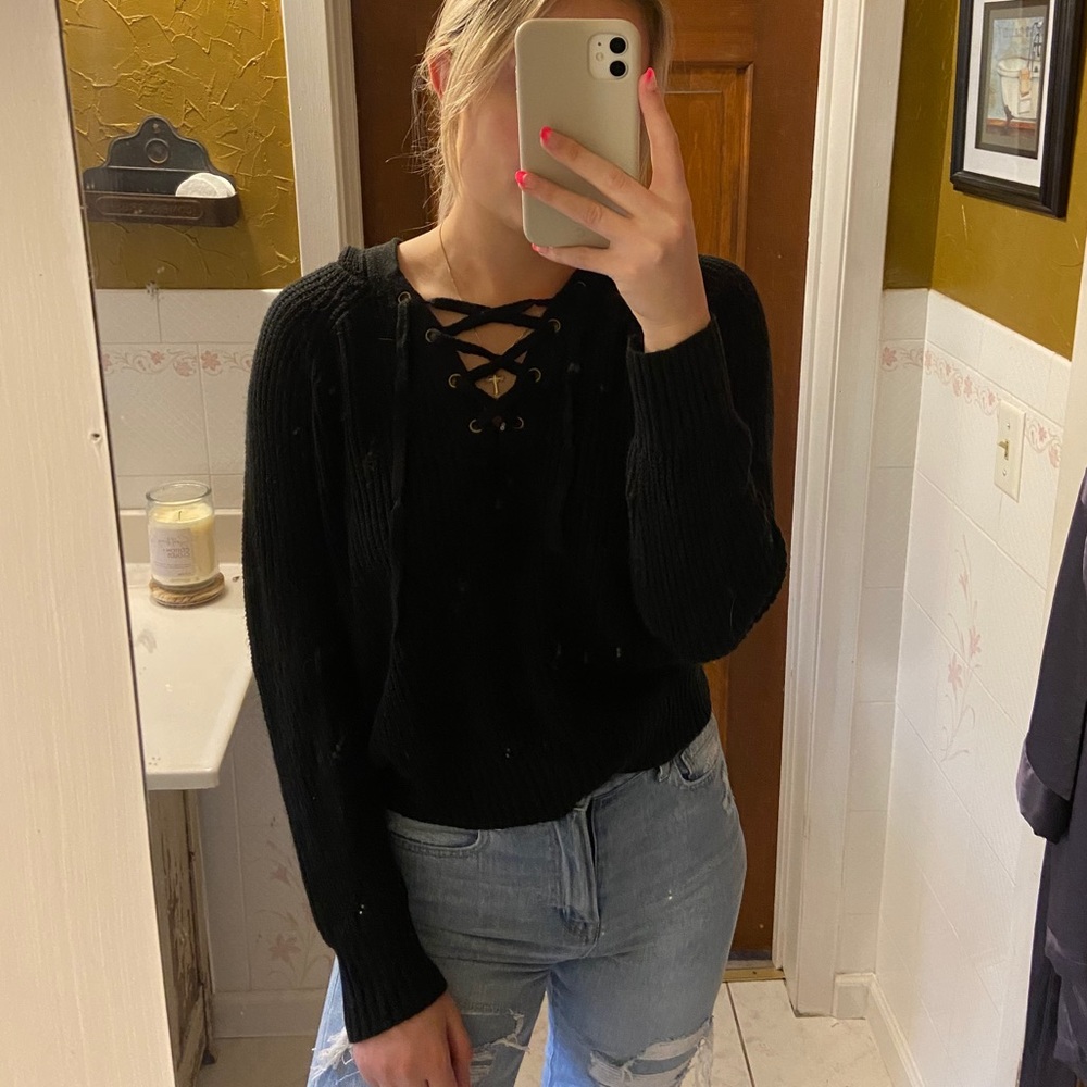 Comfy criss cross sweater with hood